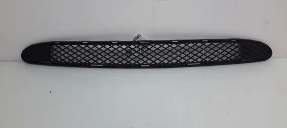 Mercedes-Benz C W203 Front bumper lower grill A2038850423