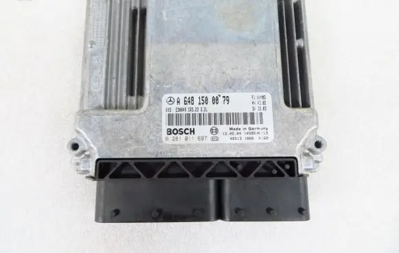 Mercedes-Benz S W220 Engine control unit/module A6481500079 0281011697