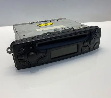 Mercedes-Benz C W203 Radio/CD/DVD/GPS head unit A2038202286 6021HL031618478 31618478