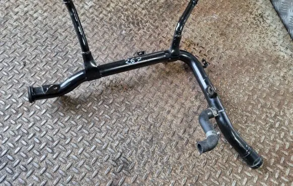 KIA Sportage Engine coolant pipe/hose 256202A870