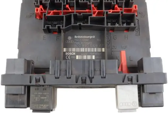 Volkswagen PASSAT B6 Comfort/convenience module 3C0937049AE H52S2002 F005V00631