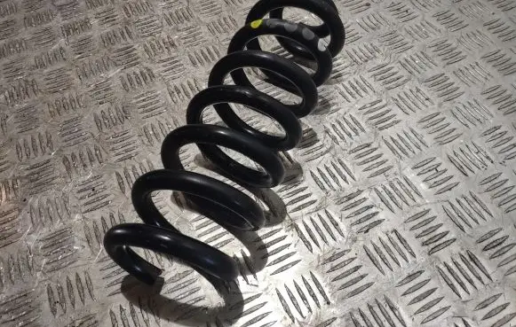 Mercedes-Benz GLC C253 Rear coil spring