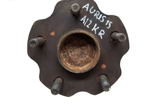Toyota Auris E180 Rear wheel hub 4245005080 0182ADT270MR 4245012110