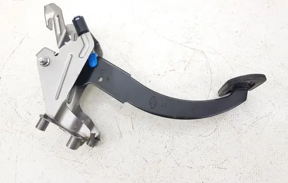 Subaru Legacy Brake pedal 6X19A