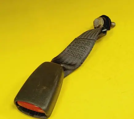 Mitsubishi Space Star Rear seatbelt buckle