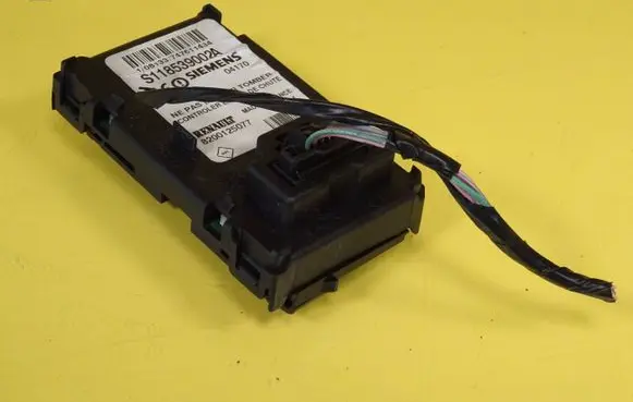 Renault Scenic II - Grand scenic II Ignition key card reader 8200125077