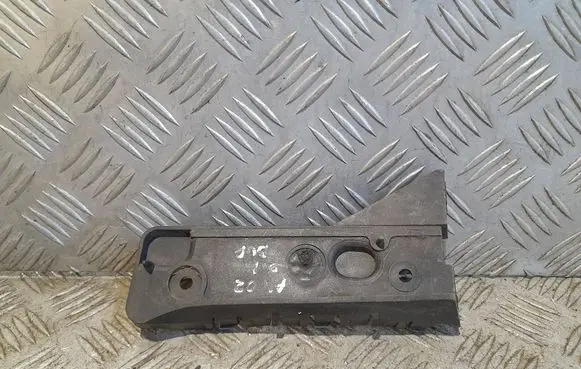 Audi A4 S4 B6 8E 8H Front bumper mounting bracket 8E0807283