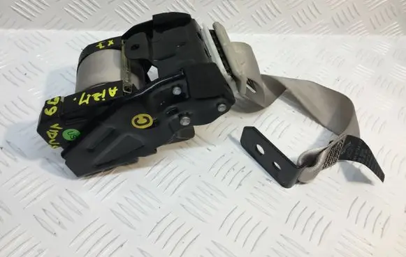 Jaguar XJ X308 Middle seatbelt (rear) HNF7073AA