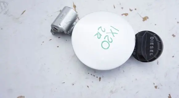 Hyundai ix20 Fuel tank cap KLAPKAWLEWU