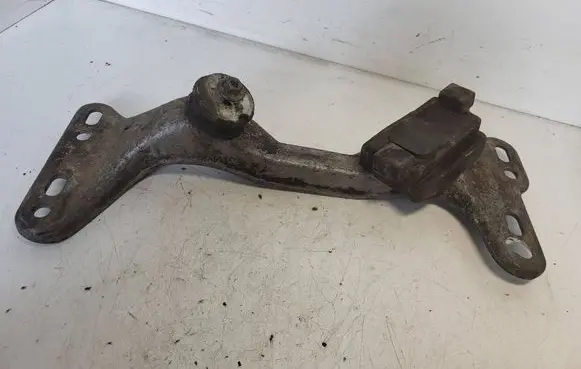 BMW 3 E36 Gearbox mounting bracket 1136498