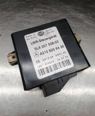 Mercedes-Benz E W210 Light module LCM A2108206426