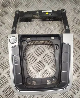 Volkswagen PASSAT B8 Gear shifter surround trim plastic 3G1864263 12092015195519
