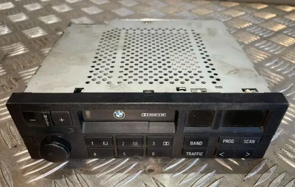 BMW 8 E31 Radio/CD/DVD/GPS head unit LD001013