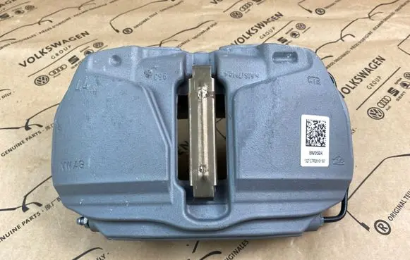 Audi A4 S4 B9 Front brake caliper 8W05BK