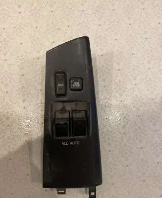 Toyota Corolla E120 E130 Electric window control switch 7423202290