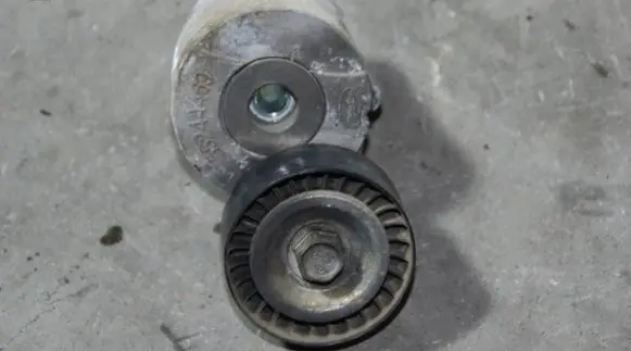Fiat Doblo Generator/alternator belt tensioner