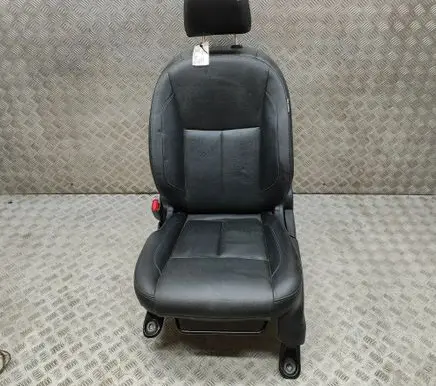 Nissan Navara D23 Front driver seat 871554JL5A 873615JK4A