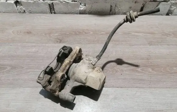 Volvo S40 Rear brake caliper