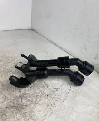 Audi A4 S4 B9 Engine coolant pipe/hose 04L122157AC