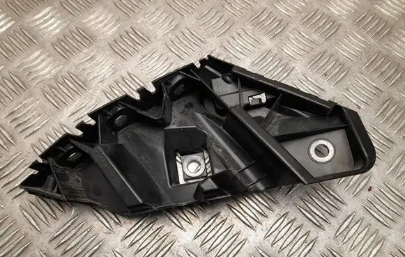 Volkswagen Touareg III Front bumper mounting bracket 760807184C