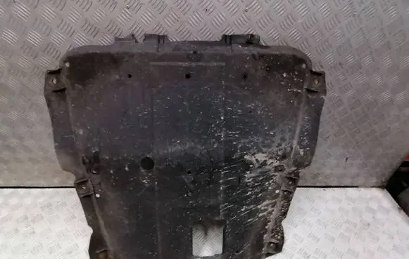 Dacia Sandero Engine splash shield/under tray 758904911R