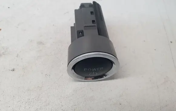 Toyota Avensis T270 Engine start stop button switch 15A8541 15A854