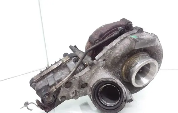 Mercedes-Benz C W204 Turbo A6460901080 6NW009228 7529900006