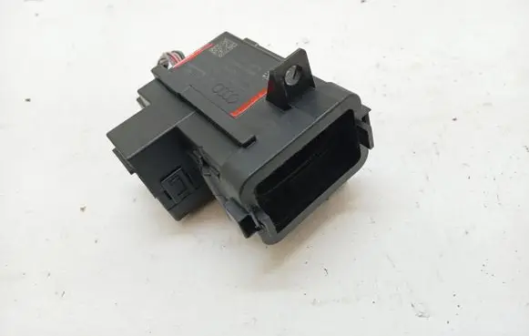 Audi A5 8T 8F Ignition lock 8K0909131D