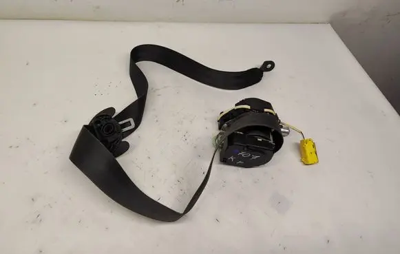 Volkswagen Touran II Front seatbelt 1T1857705C