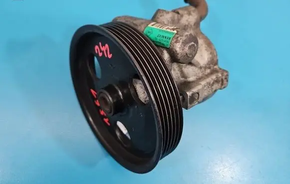 Renault Laguna II Power steering pump 8200054529 IMPRK1561242