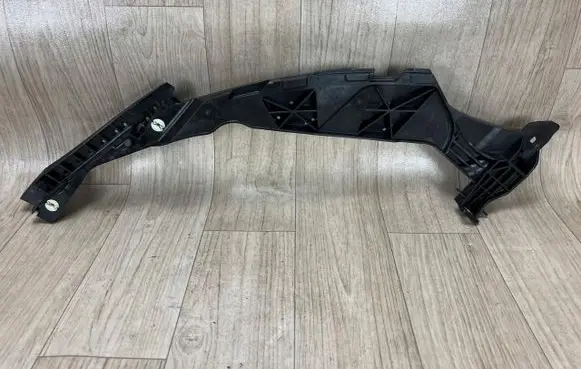 Porsche Macan (95B) Front bumper mounting bracket 95B807889F