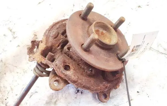 Toyota Corolla E120 E130 Rear wheel hub