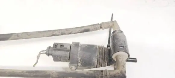 Jeep Patriot Windscreen/windshield washer pump
