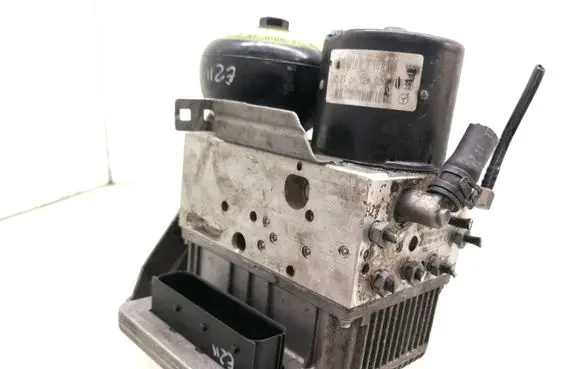 Mercedes-Benz E W211 ABS Pump 0265960035 A0054319712 0265250111