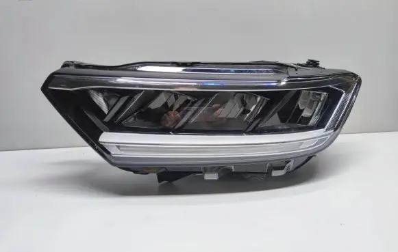 Volkswagen T-Roc Headlight/headlamp 2GA941005F