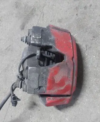 Audi A5 8T 8F Front brake caliper 4748A