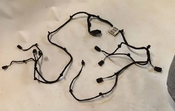 Chevrolet Tahoe Parking sensor (PDC) wiring loom 42500370 ad1712517e050069
