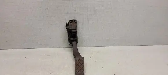 Volkswagen Transporter - Caravelle T5 Accelerator throttle pedal 7H1721503D