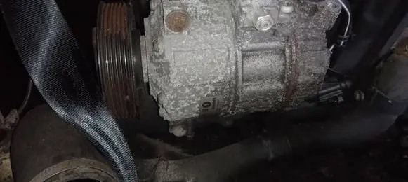 Volkswagen PASSAT B7 Air conditioning (A/C) compressor (pump) 699357