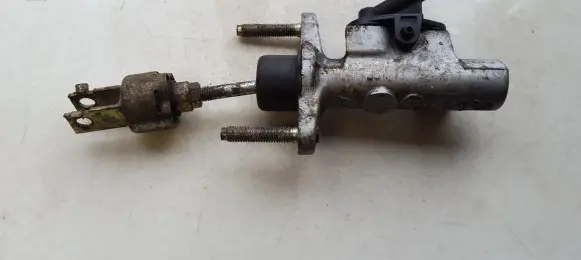 Toyota Yaris Verso Clutch master cylinder