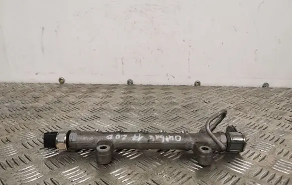 Subaru Outback (BS) Fuel main line pipe 4S551 45PP144