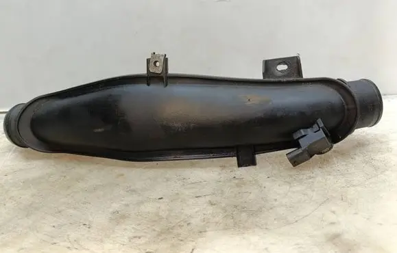 Citroen C5 Air intake duct part 9680617780 M04005B150 9656202380