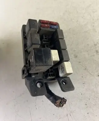 Hyundai Galloper Relay mounting block 9522022100