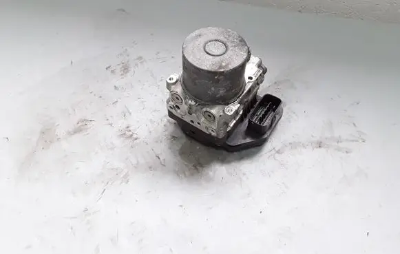 Mazda 6 ABS Pump GHR1437A0 1338000660