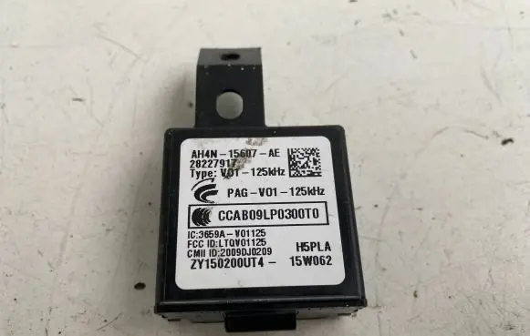 Volvo V40 Ignition key card reader 28227917 AH4N15607AE