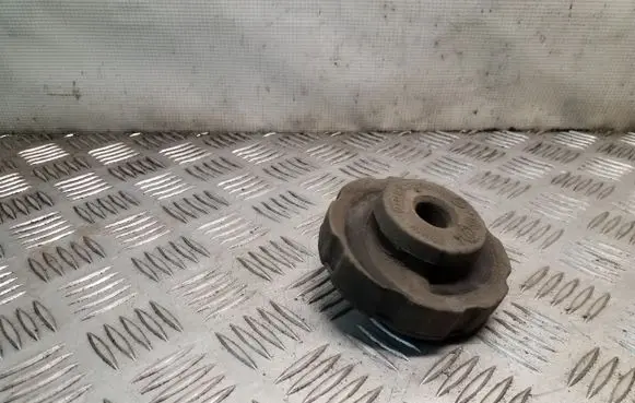 Audi Q5 SQ5 Rear coil spring rubber mount 8K0512149C