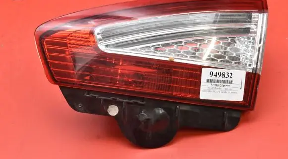 Ford Mondeo MK IV Rear/tail lights BS71-13A602-BC