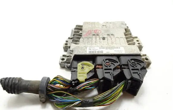 Ford Focus Engine control unit/module BV6112A650NF S180133007 SID807EVQ