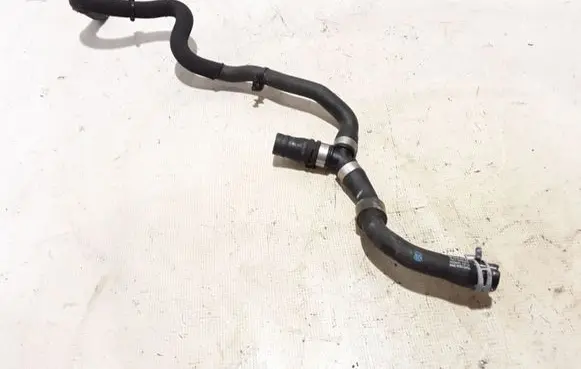 Volvo XC60 Engine coolant pipe/hose 32138625
