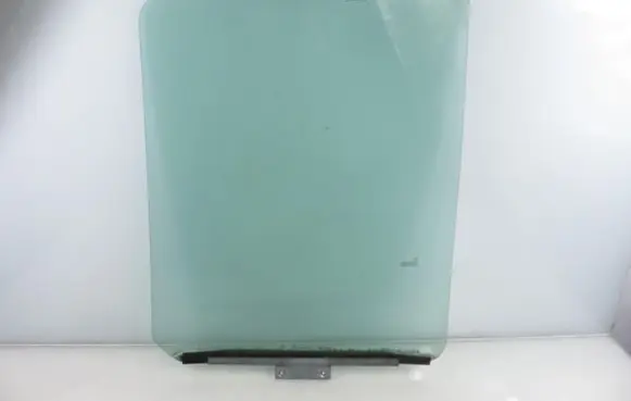 Renault Master II Front door window glass four-door